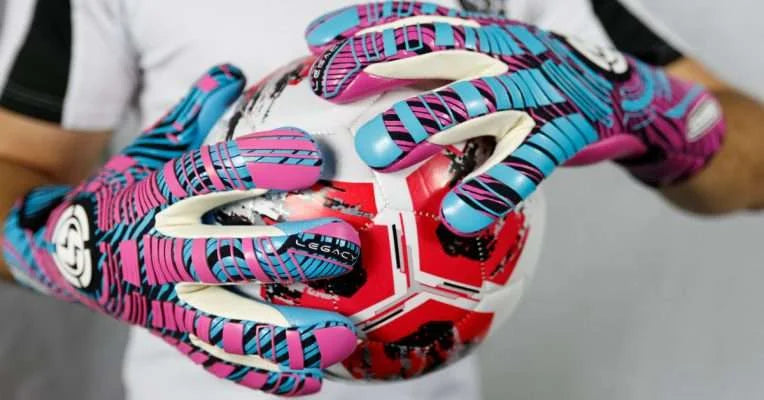 The importance of Goalkeeper Gloves in the Modern Era