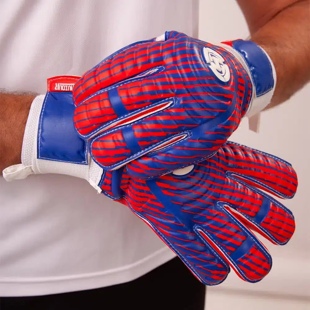Cool Goalkeeper Gloves – NEW SAVIOUR GK Hero and Fusion where Classic meets Cool