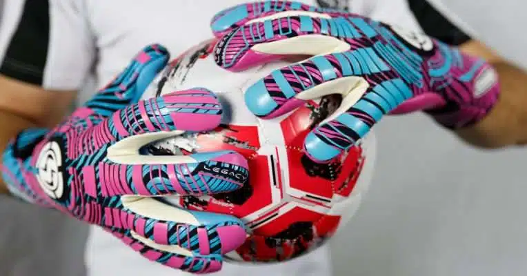 Junior Evo-Neg GoalKeeper Gloves Saviour Legacy SAVIOUR GK LEGACY GENESIS GOALKEEPER GLOVES