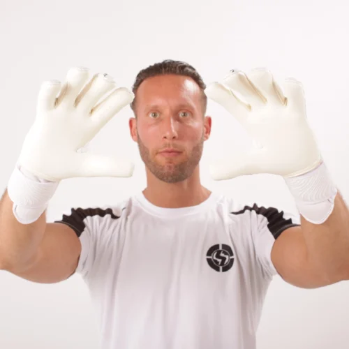 Saviour GK's Evo-Neg Gloves in White - Engineered for the Modern Goalkeeper's Arsenal.