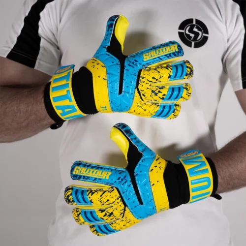 Junior goalie gloves with rollfinger cut in yellow, offering superior finger guard protection.