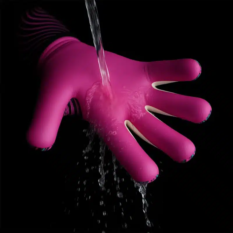 How to wash goalkeeper gloves properly